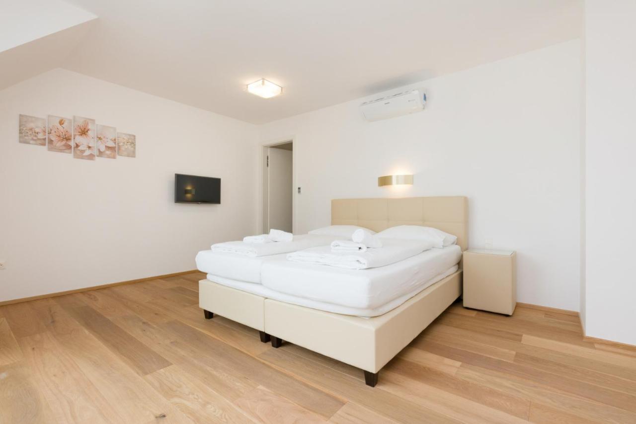 Central Riverside Residences Виена Екстериор снимка