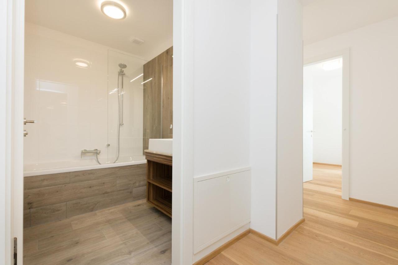 Central Riverside Residences Виена Екстериор снимка