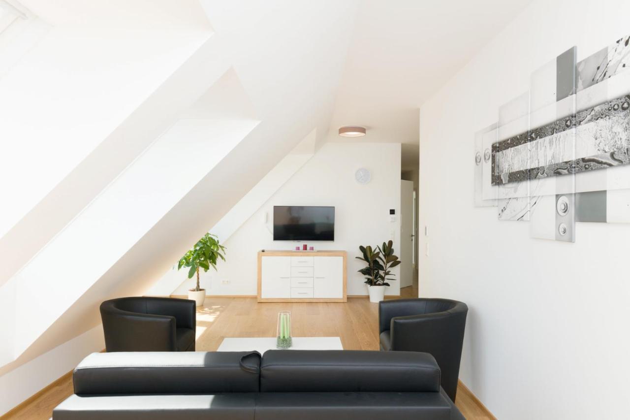 Central Riverside Residences Виена Екстериор снимка