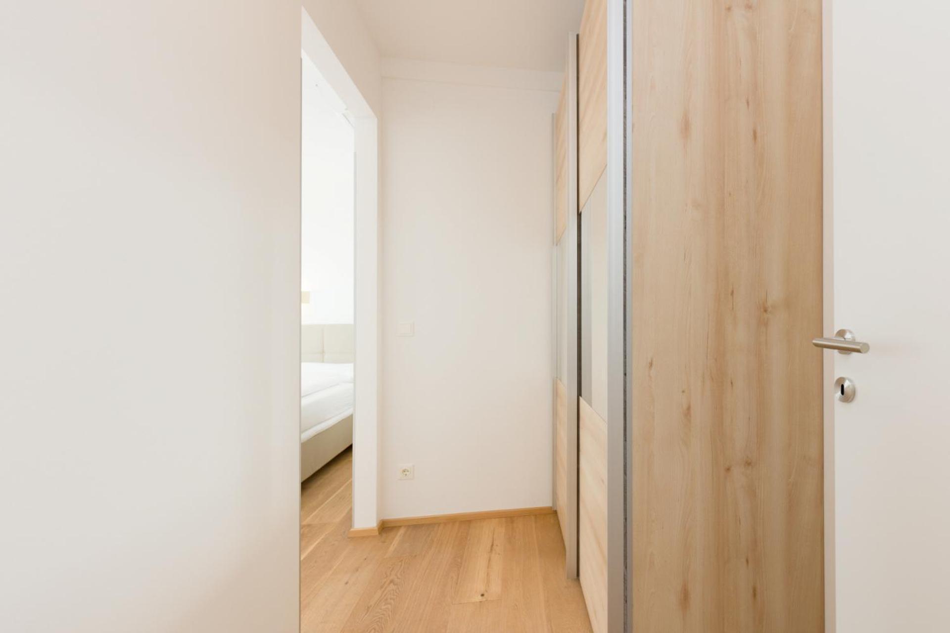 Central Riverside Residences Виена Стая снимка